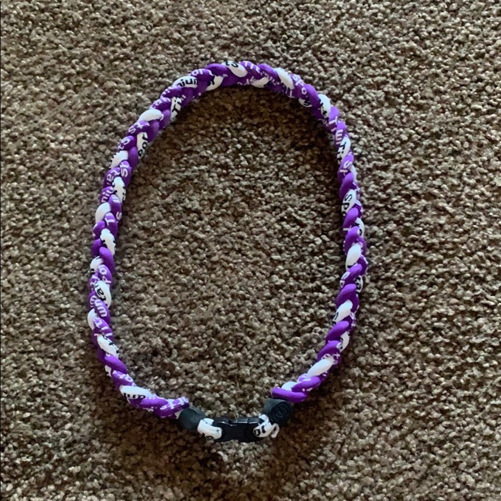Braided athletic necklace